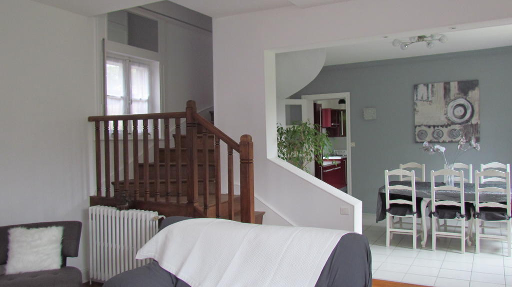 Gite Histoire De Maison Arras Ruang foto